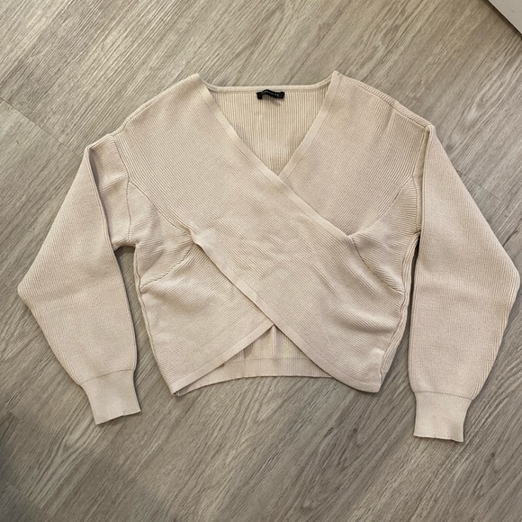 Dynamite | Cross over cropped long sleeve | Size small - Picture 1 of 3